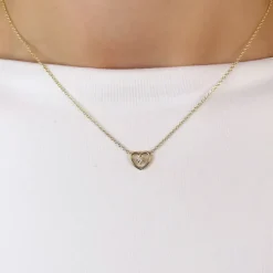 42 cm hjerte diamantvedhæng med halskæde i 14 karat guld 0,05 ct