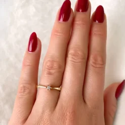 0,05 ct solitairering i 14 karat guld