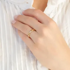 4 mm hjerte diamant vielsesring i 9 karat guld 0,01 ct