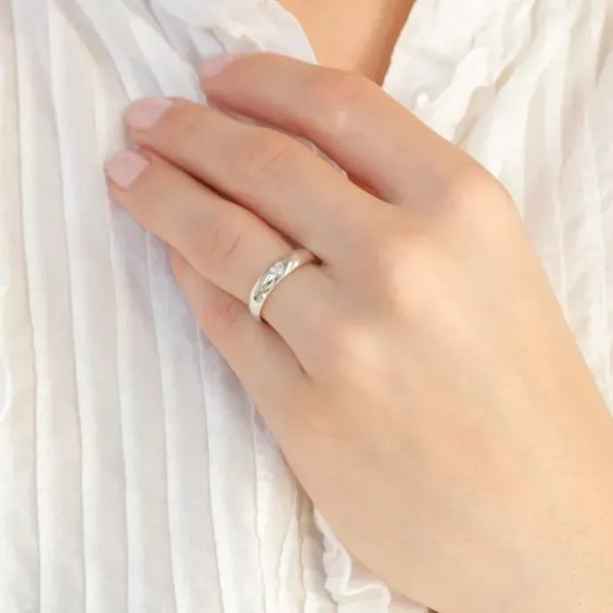 4 mm hjerte diamant vielsesring i 14 karat hvidguld 0,01 ct