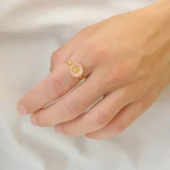 11 mm marguerit lyserød ring i forgyldt sølv - Marie