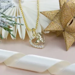 11 mm Støvring Design hjerte zirkon vedhæng i 8 karat guld med forgyldt sølvhalskæde hvid zirkon