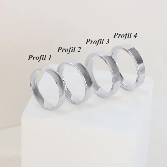 4 mm vielsesring i 14 karat hvidguld 0,03 ct