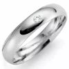 4 mm vielsesring i 9 karat hvidguld 0,03 ct