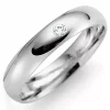 4 mm vielsesring i 14 karat hvidguld 0,03 ct