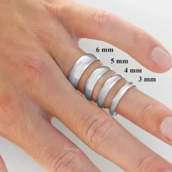 3 mm vielsesring i 14 karat hvidguld 0,02 ct