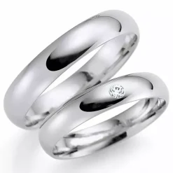 4 mm vielsesringe i 9 karat hvidguld 0,03 ct - sæt
