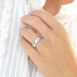 6 mm vielsesringe i 9 karat hvidguld 0,03 ct - sæt