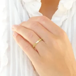 3 mm vielsesringe i 14 karat guld 0,02 ct - sæt