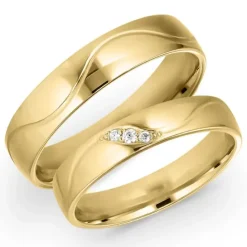 5 og 4 mm diamant vielsesringe i 9 karat guld 0,008 ct og 0,015 ct ct - sæt