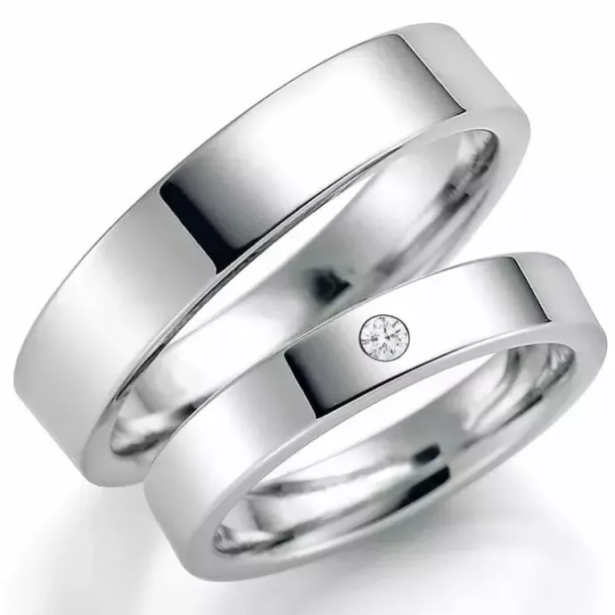 4 og 3 mm vielsesringe i 9 karat hvidguld 0,02 ct - sæt