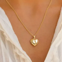 15 x 16 mm hjerte vedhæng i 8 karat guld