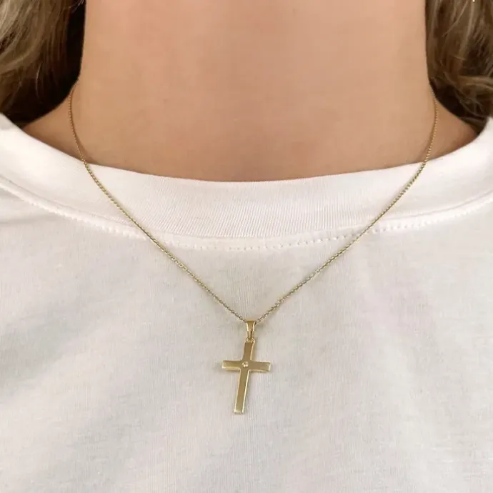 14 x 22 mm kors vedhæng i 8 karat guld