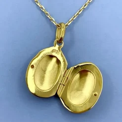 12,5 x 19 mm ovalt medaljon i forgyldt sølv