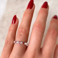 Alliancering i 14 karat hvidguld 2 x 0,05 ct 0,22 ct
