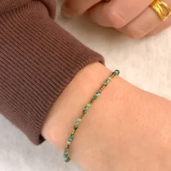 Armbånd med sten og hematite.