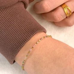 Armbånd med turmalin og hematite.