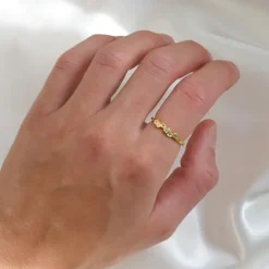 Blå zirkon ring i forgyldt sølv
