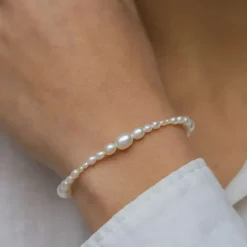 Blandet størrelse armbånd med ferskvandsperle