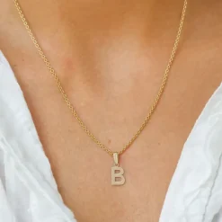 Bogstav B vedhæng i 8 karat guld