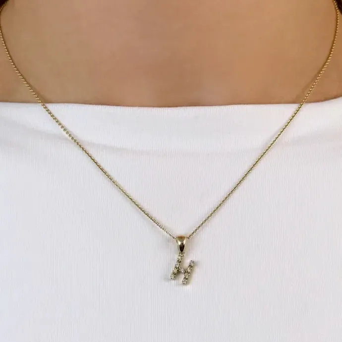 Bogstav h diamant vedhæng i 9 karat guld 0,05 ct
