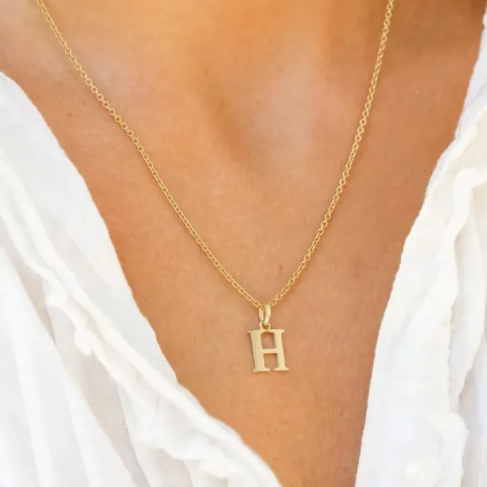 Bogstav H vedhæng i 9 karat guld