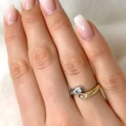 Diamant ring i 9 karat guld.- og hvidguld 0,06 ct