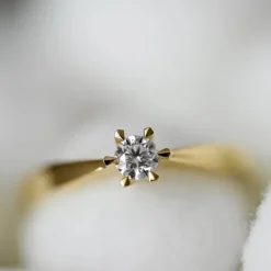 Diamant solitairering i 14 karat guld 0,20 ct