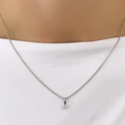 Diamant solitairevedhæng i 14 karat hvidguld 0,05 ct