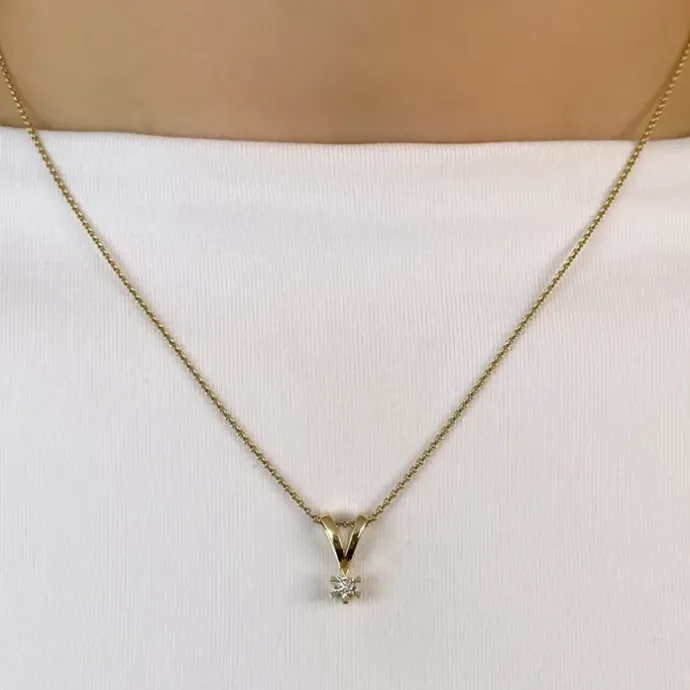 Diamant solitairevedhæng i 14 karat guld 0,10 ct
