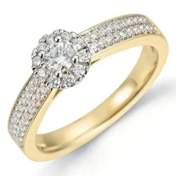 Diamantring i 14 karat guld.- og hvidguld 0,31 ct 0,20 ct ct