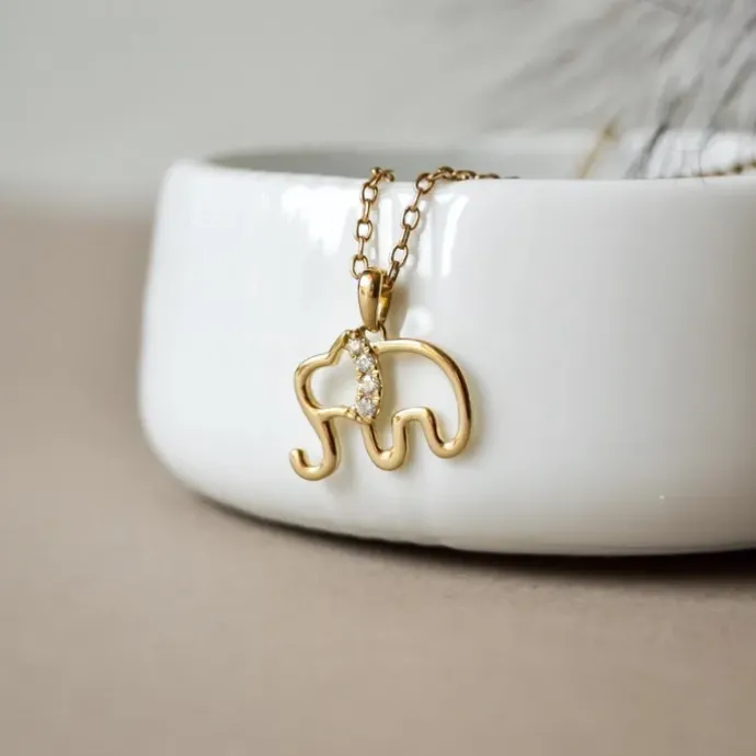 Elefant diamant vedhæng i 14 karat guld 0,04 ct