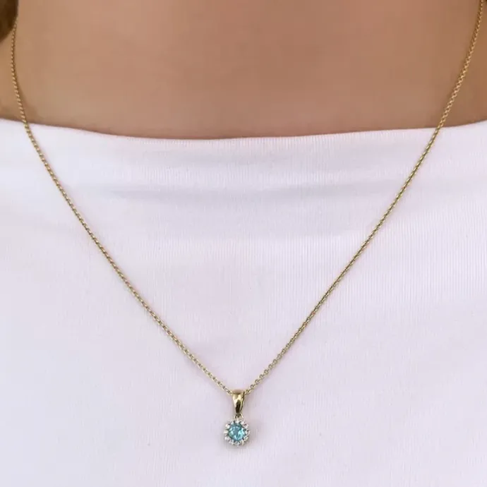 Elegant rundt topas diamantvedhæng i 9 karat guld 0,07 ct 0,30 ct