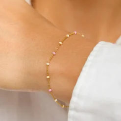 Enamel Lola Tropical armbånd i forgyldt sølv lyserød emalje pink emalje hvid emalje