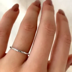 Enkel ring i sølv