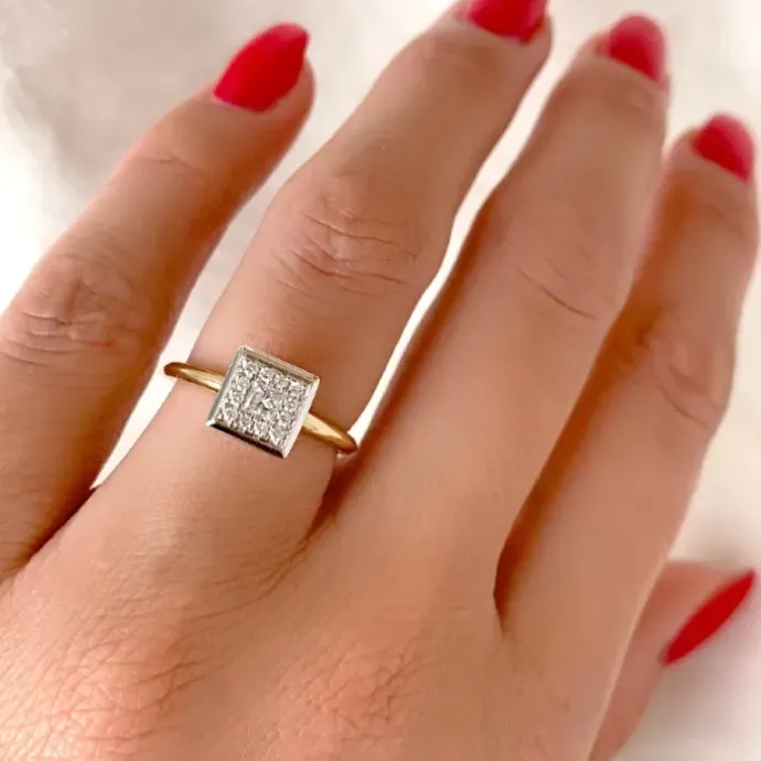 Firkantet brillantring i 14 karat guld.- og hvidguld 0,15 ct 0,10 ct