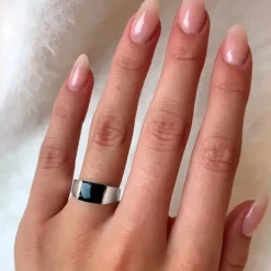 Firkantet onyks ring i sølv