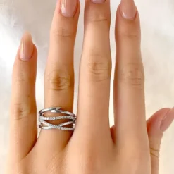 Glat zirkon ring i rhodineret sølv