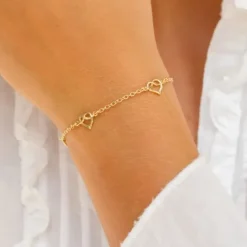 Hjerte armbånd i forgyldt sølv med vedhæng i forgyldt sølv