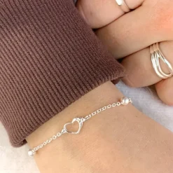 Hjerte armbånd i sølv med vedhæng i sølv