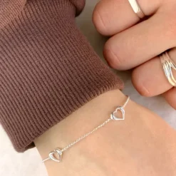 Hjerte armbånd i sølv med vedhæng i sølv