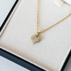 Hjerte diamant vedhæng i 14 karat guld 0,288 ct