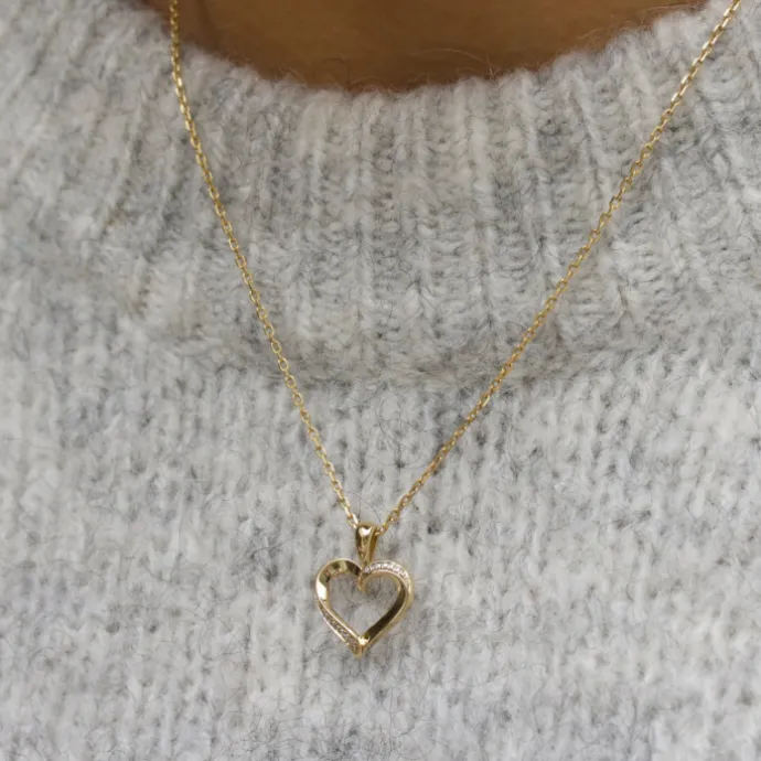 Hjerte diamant vedhæng i 8 karat guld 0,0015 ct