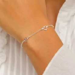 Hjerte infinity armbånd i sølv med vedhæng i sølv