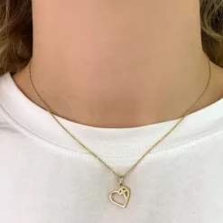 Hjerte kors vedhæng i 8 karat guld