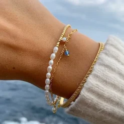 Hultquist Ella plain perle armbånd i forgyldt sølv