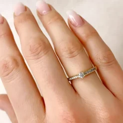 Hvid diamant guld ring i 14 karat guld 0,14 ct 0,08 ct