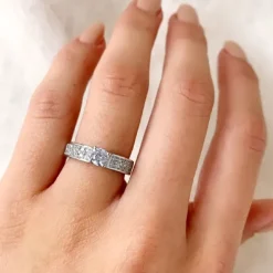 Hvid zirkon ring i sølv