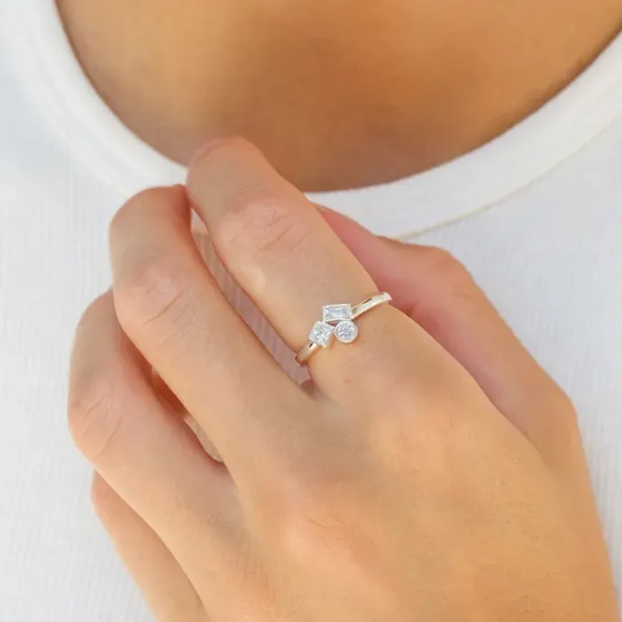 Hvid zirkon ring i sølv