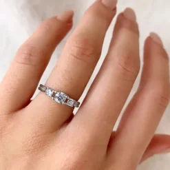 Hvid zirkon sølv ring i sølv